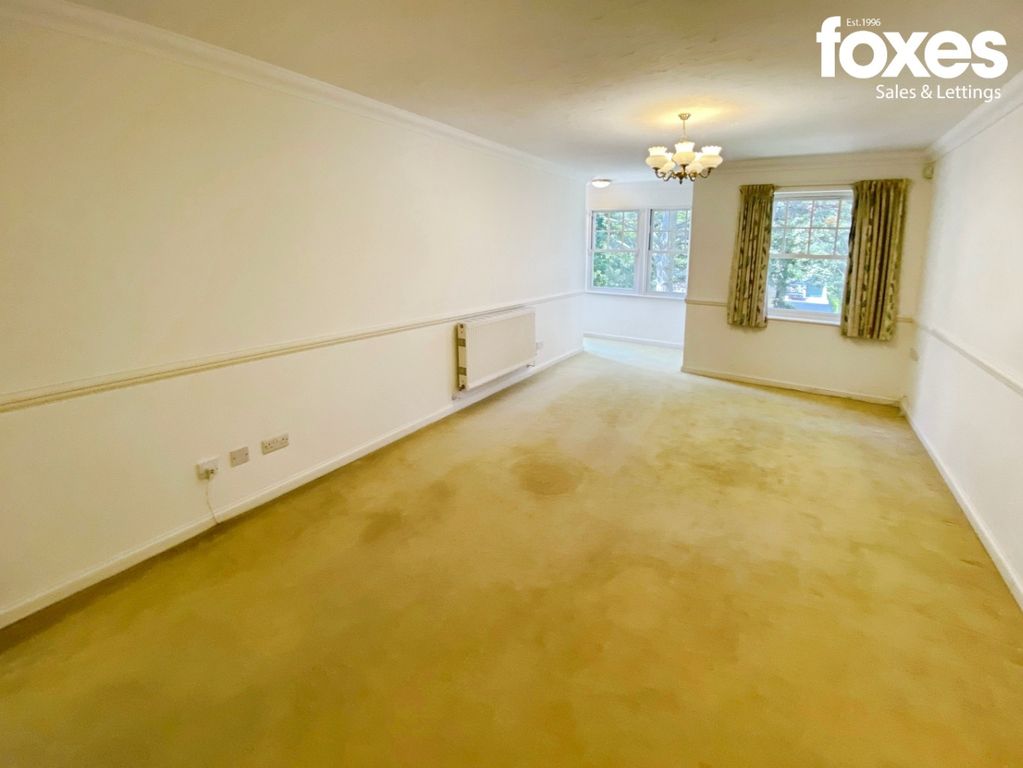 Property photo 3 of 15 2151093