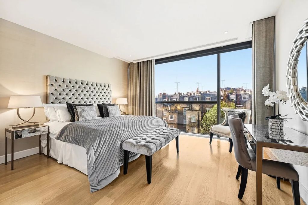 Property photo 2 of 16 Photo 7