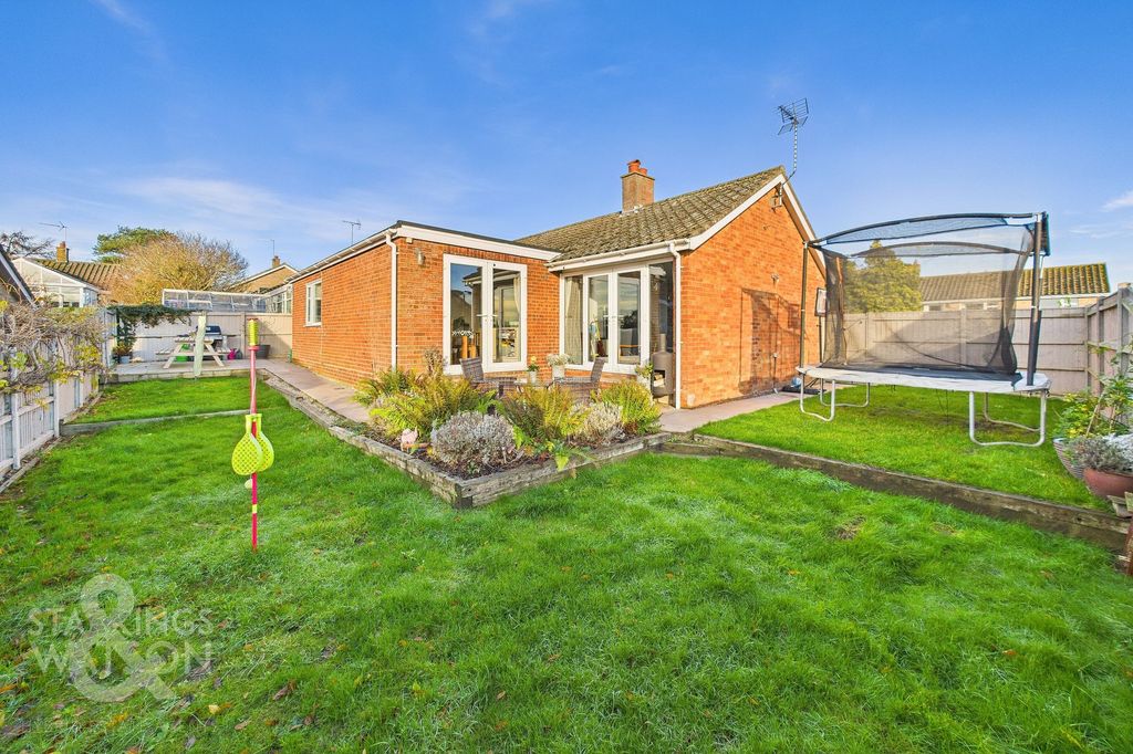 Property photo 2 of 20