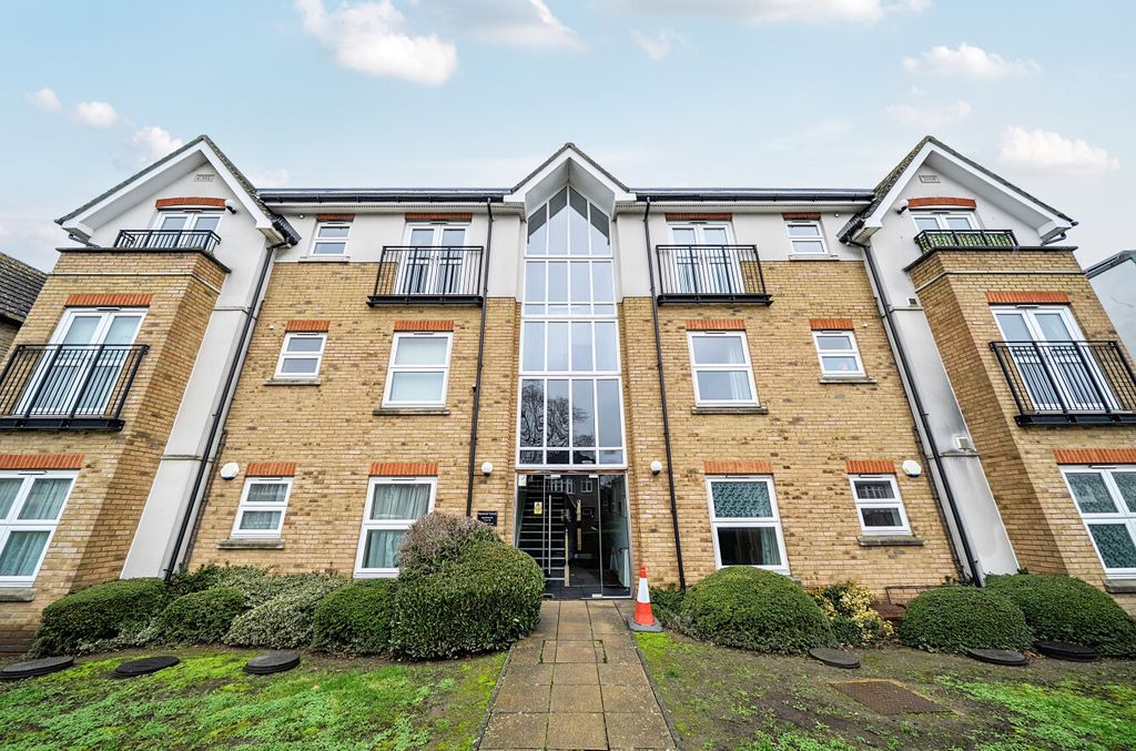 Property photo 1 of 9 Front1