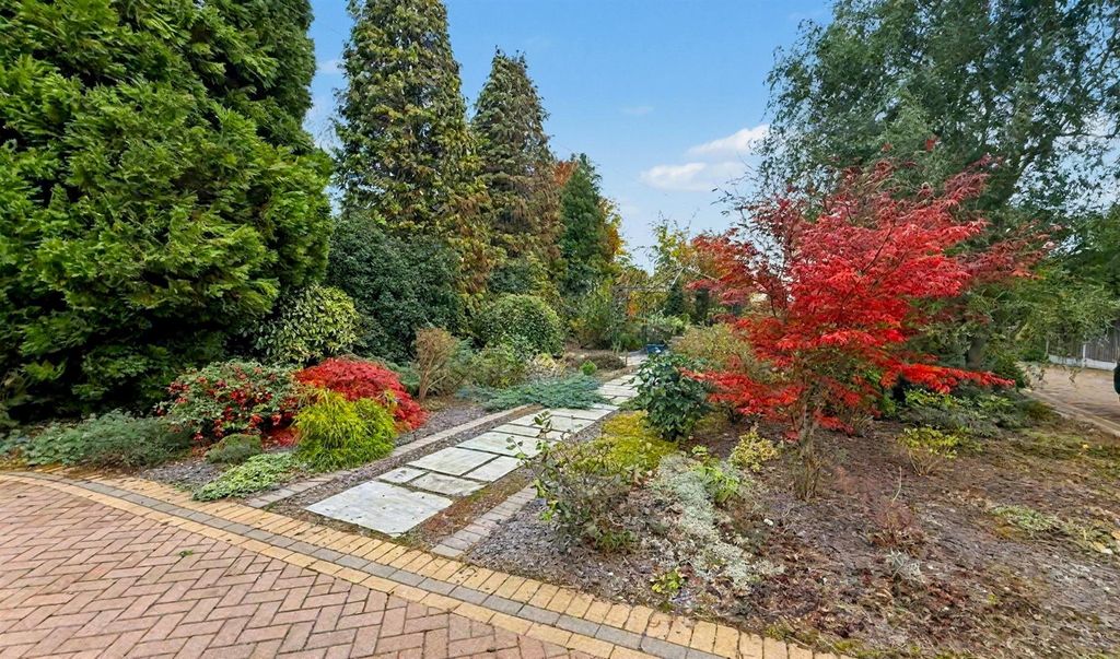 Property photo 3 of 37 7.Jpeg