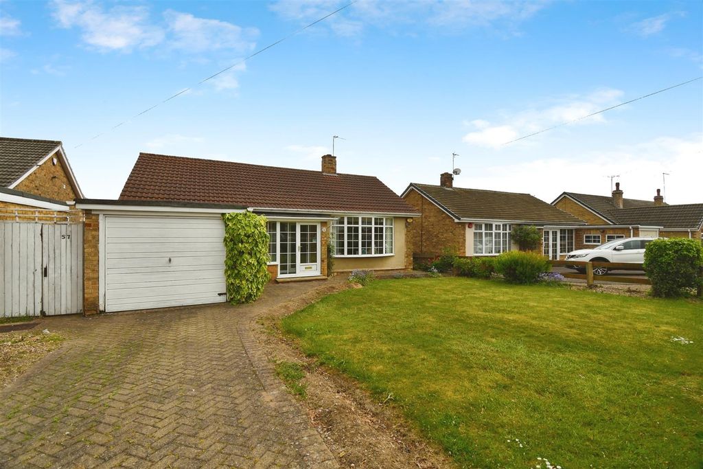 Property photo 1 of 13 Front External