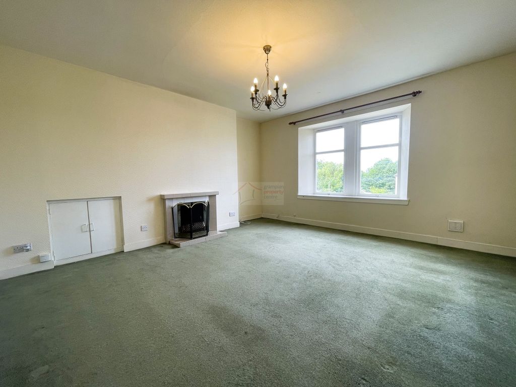 Property photo 2 of 12 Lounge .Jpg