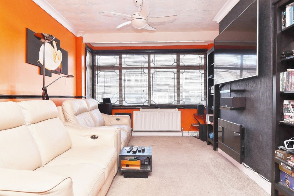 Property photo 2 of 13