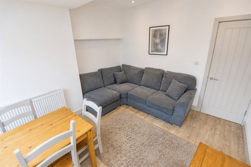 Property photo 1 of 17 Img_8576.Jpg