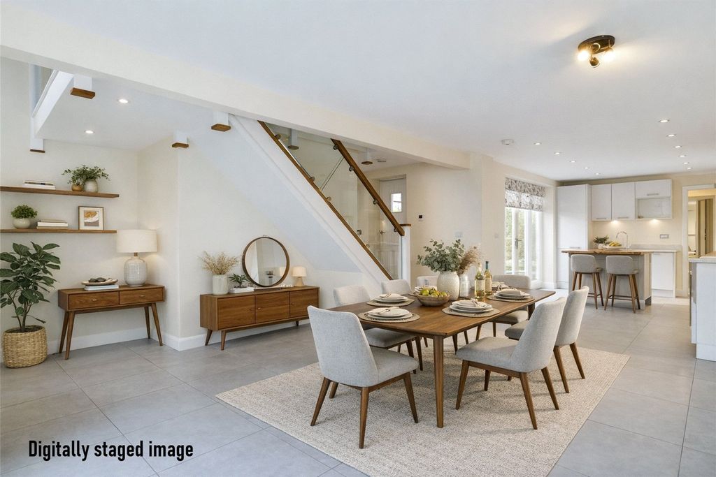 Property photo 2 of 44 Picture No. 76