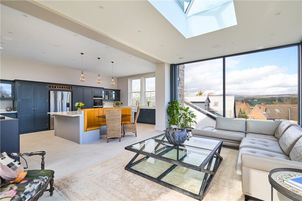 Property photo 2 of 31 Style And Space