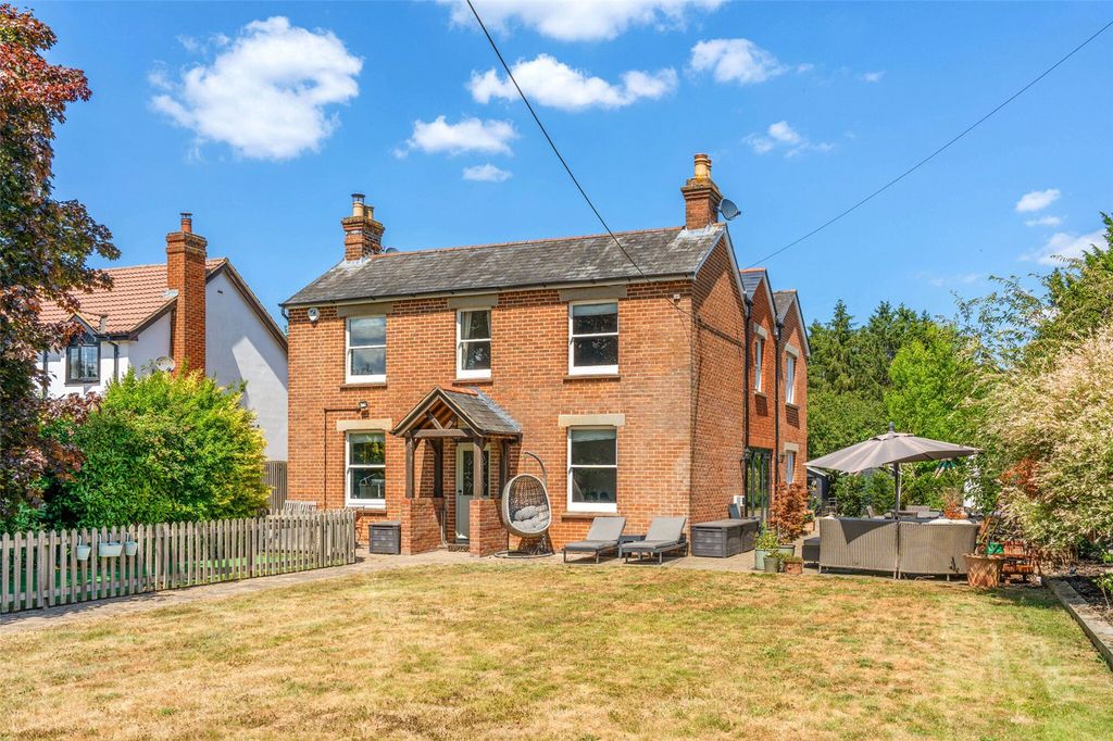 Property photo 1 of 15 Picture No. 02