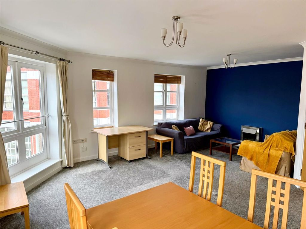 Property photo 3 of 16 Img_9210.Jpg