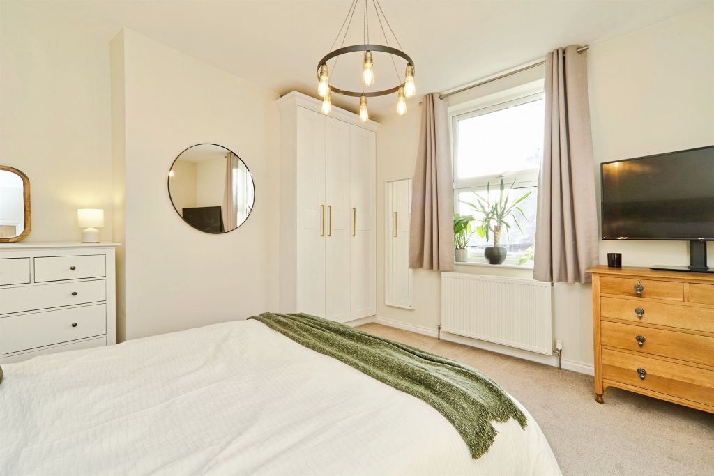 Property photo 3 of 21