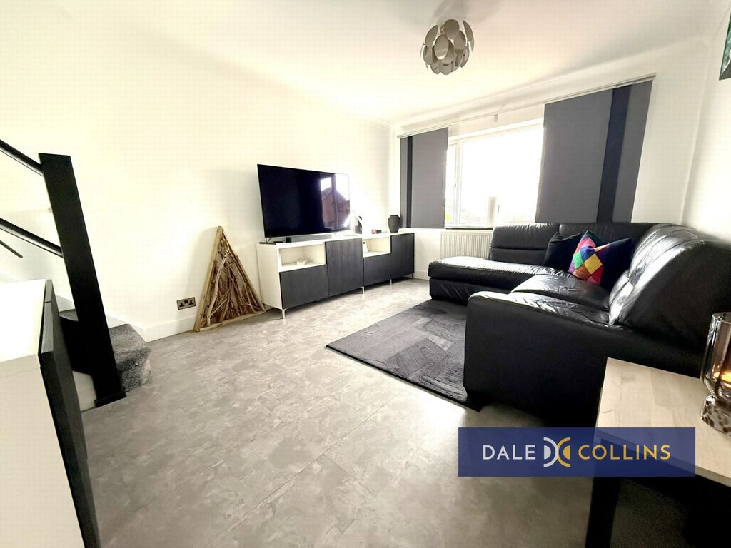 Property photo 2 of 16 Photo 7