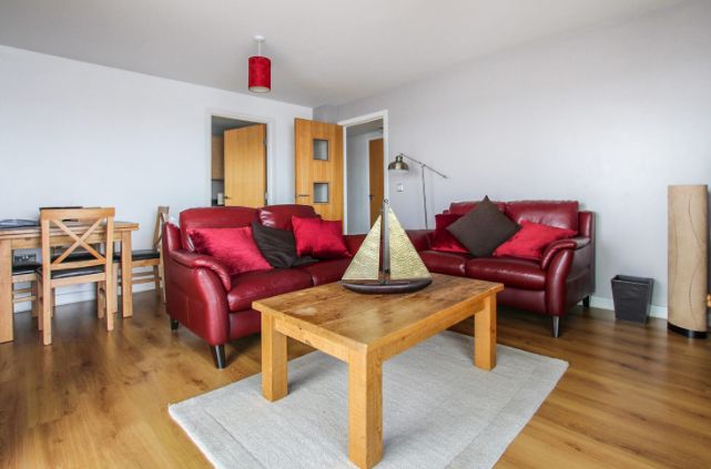 Property photo 2 of 12