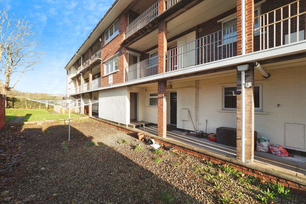 Property photo 2 of 19 Img_3953