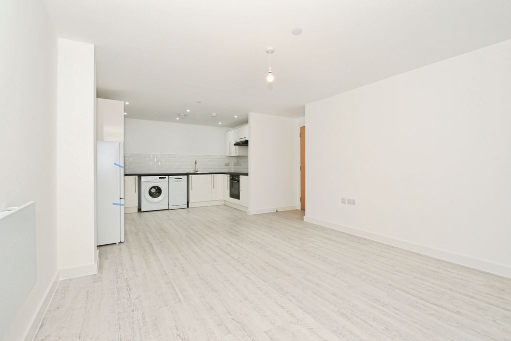 Property photo 3 of 10 Living Room