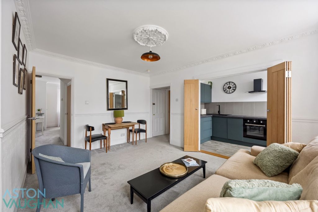 Property photo 3 of 15 5441683