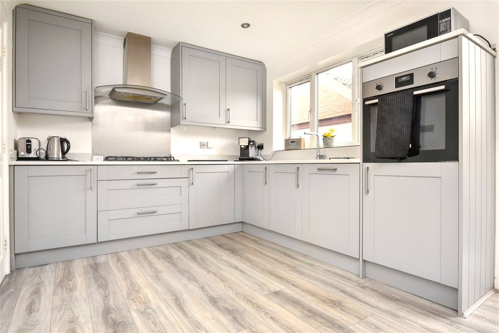 Property photo 2 of 21 Picture No. 06