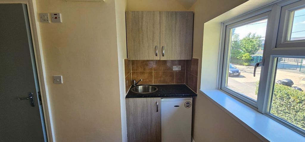 Property photo 3 of 5 Mfahprgna0Sdz5F-Zehccg.Jpg