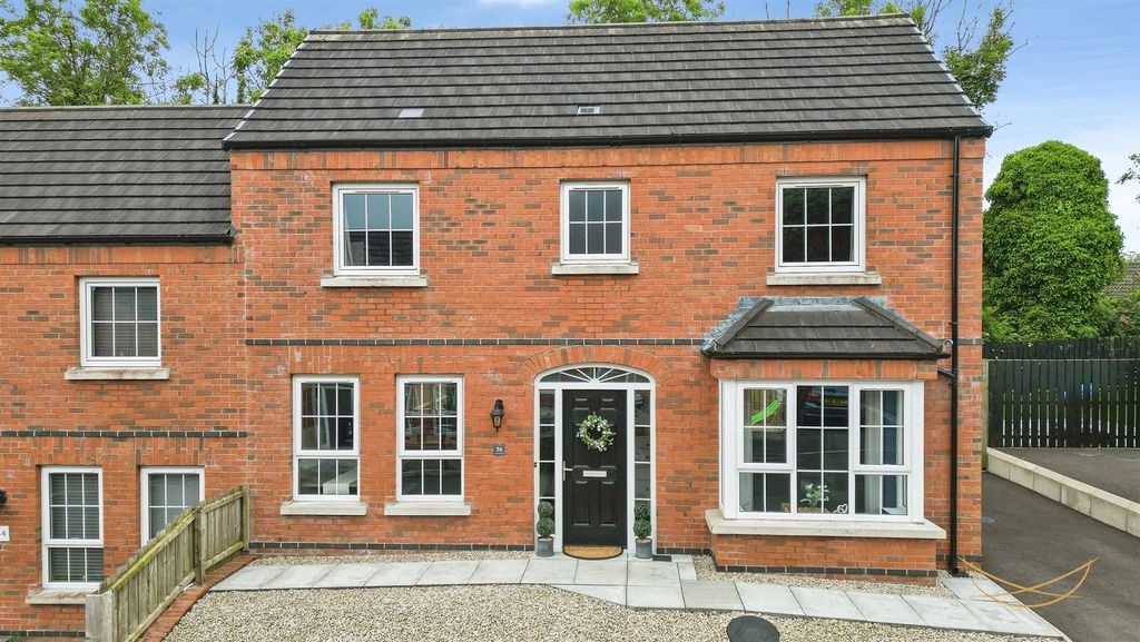 Property photo 2 of 33 Dhp-2.Jpg