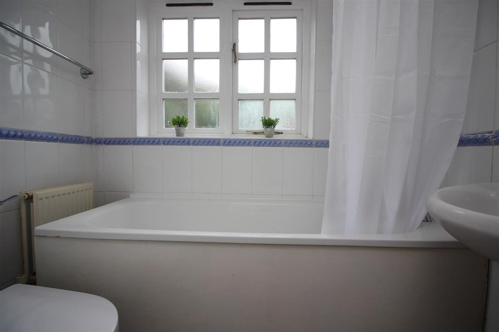 Additional image 6 of 4 bed terraced house to rentLove Lane, Canterbury, Kent CT1