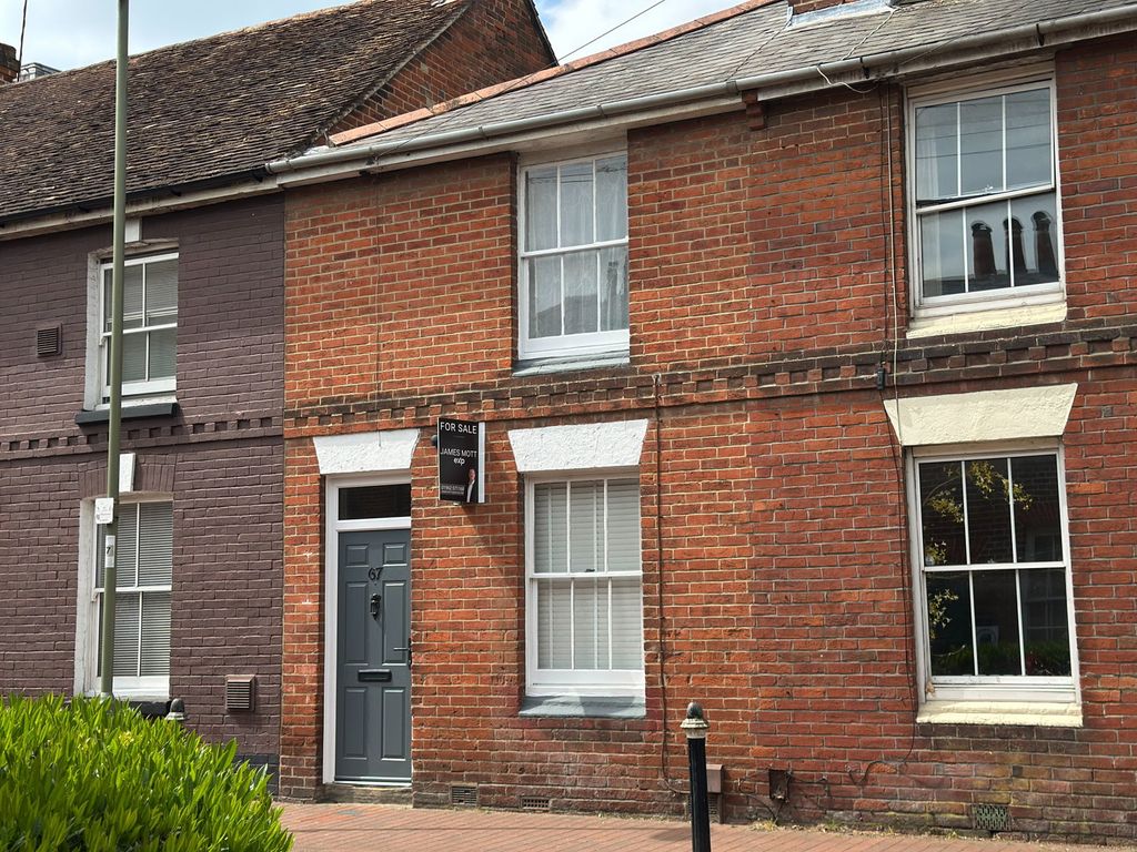 Property photo 1 of 11