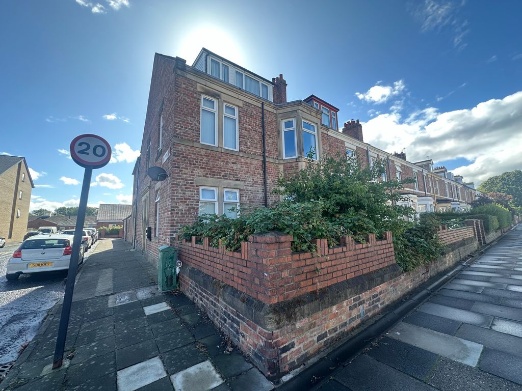 Property photo 2 of 3