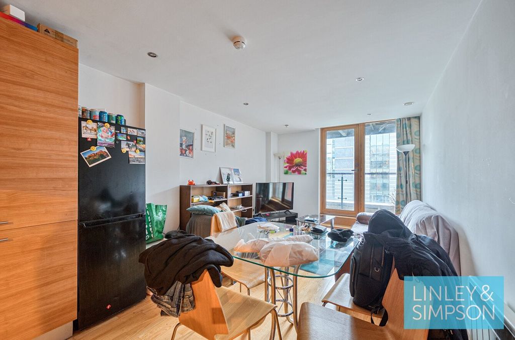 Property photo 2 of 12 Picture No. 04