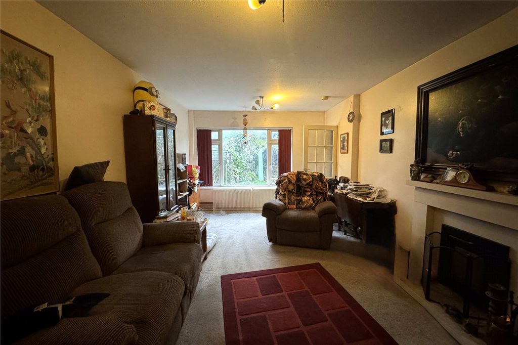 Property photo 2 of 8 Picture No. 21