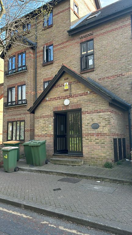 Property photo 1 of 5