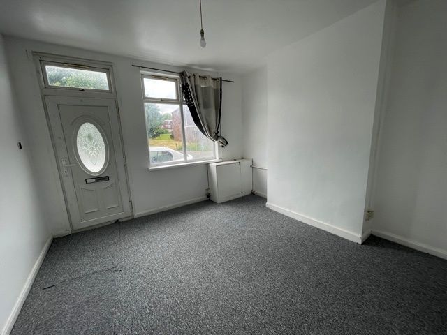 Property photo 3 of 13 Little Cross Street 18