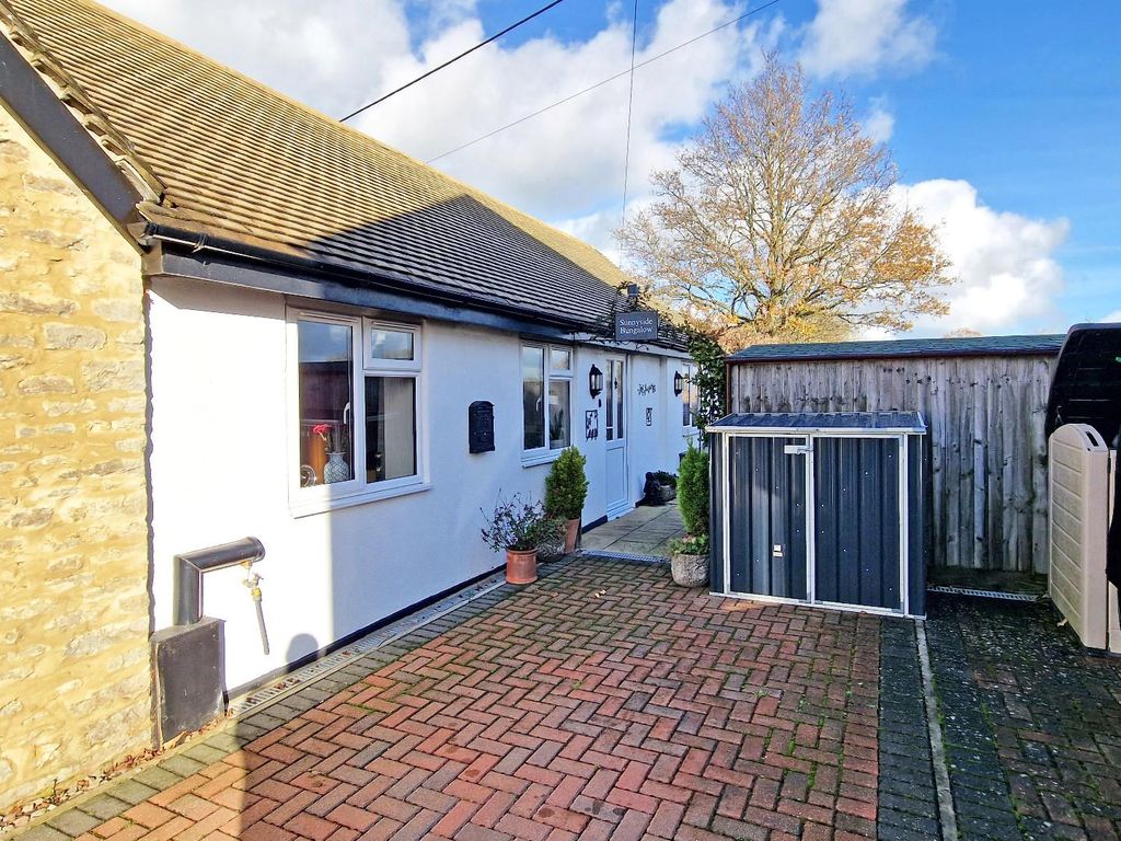 Property photo 1 of 14 Front.Jpg