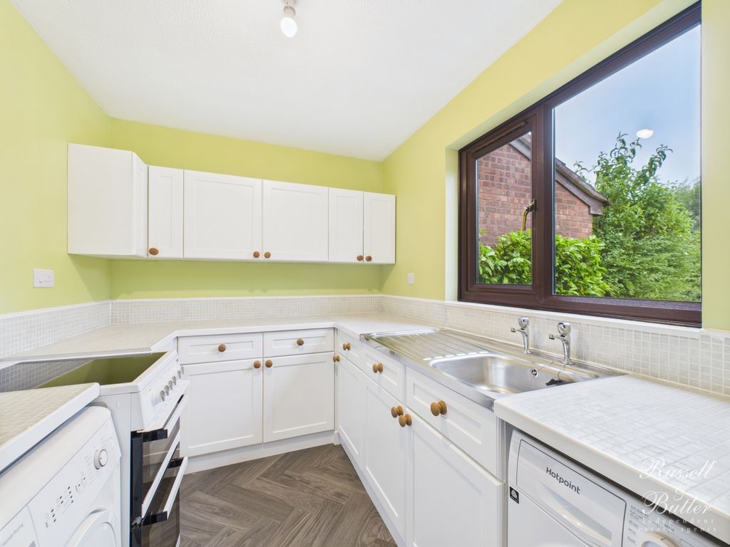 Property photo 3 of 9 Cam01995G0-Pr0314-Still007