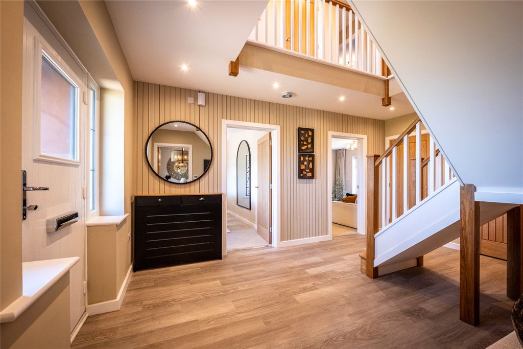 Property photo 3 of 21 Picture No. 04