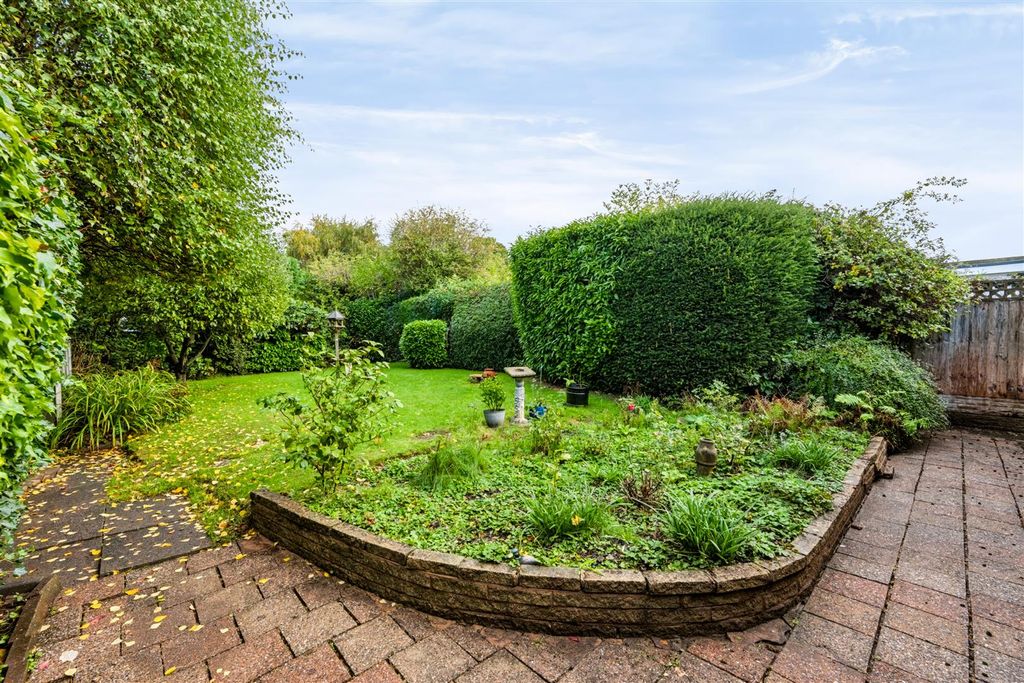Property photo 3 of 22