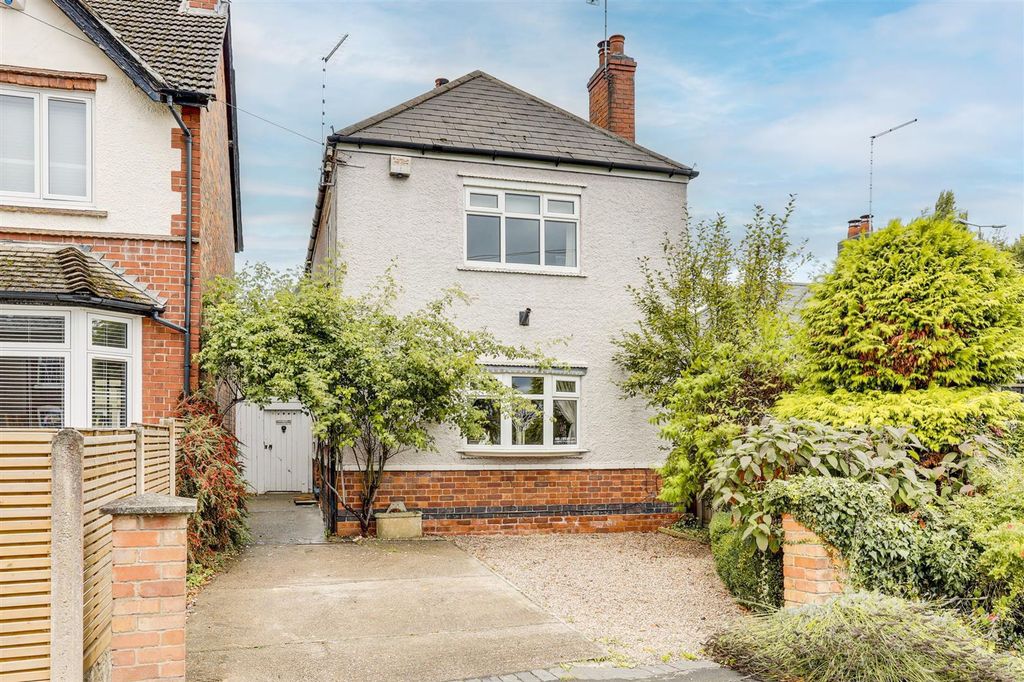 Property photo 1 of 29