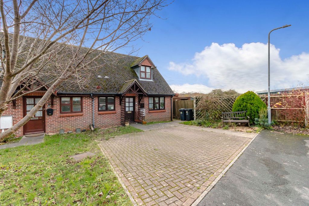 Property photo 1 of 21