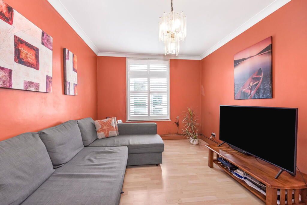 Property photo 2 of 10