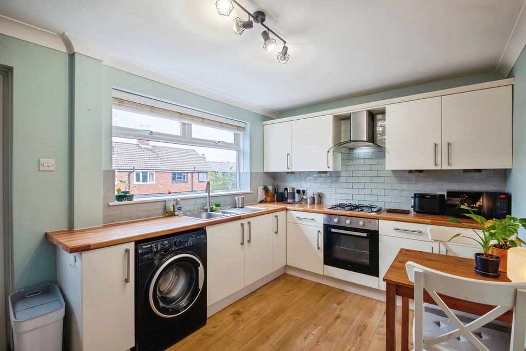 Property photo 2 of 14 Pbox-Img.Jpg