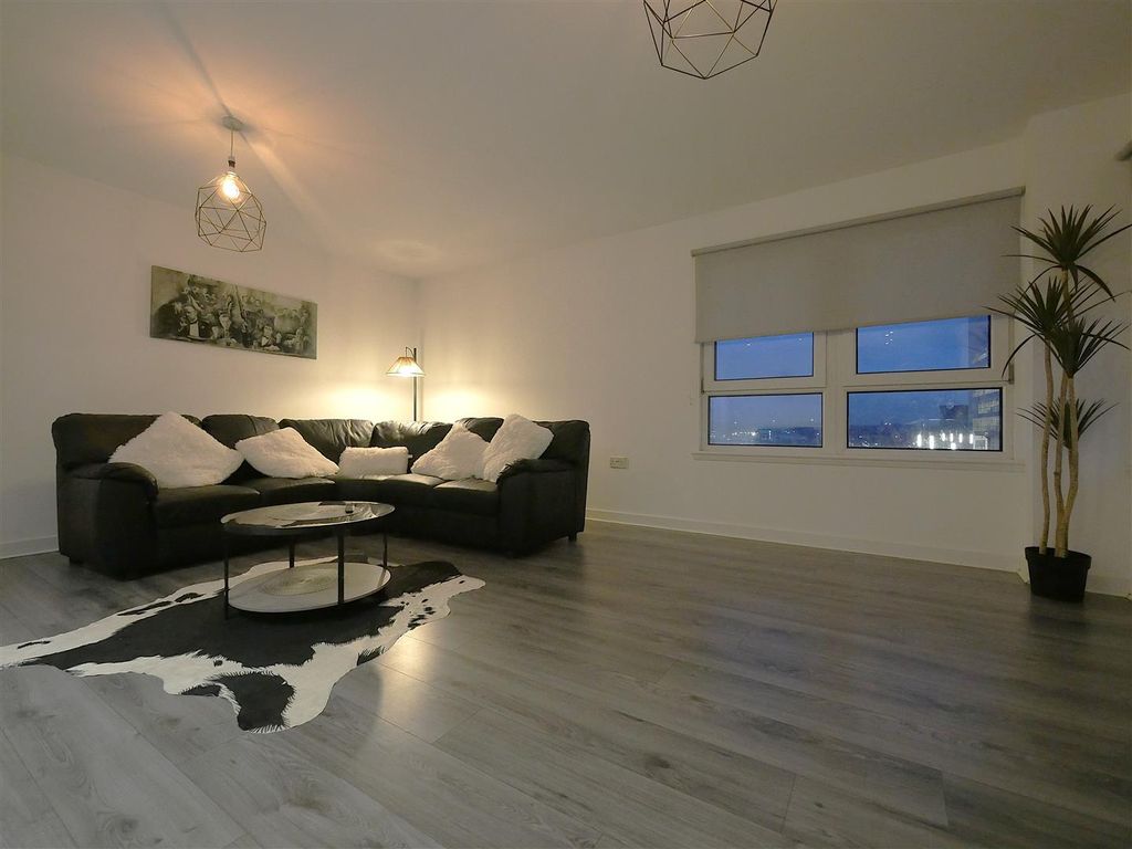 Property photo 2 of 12 P2110592.Jpg