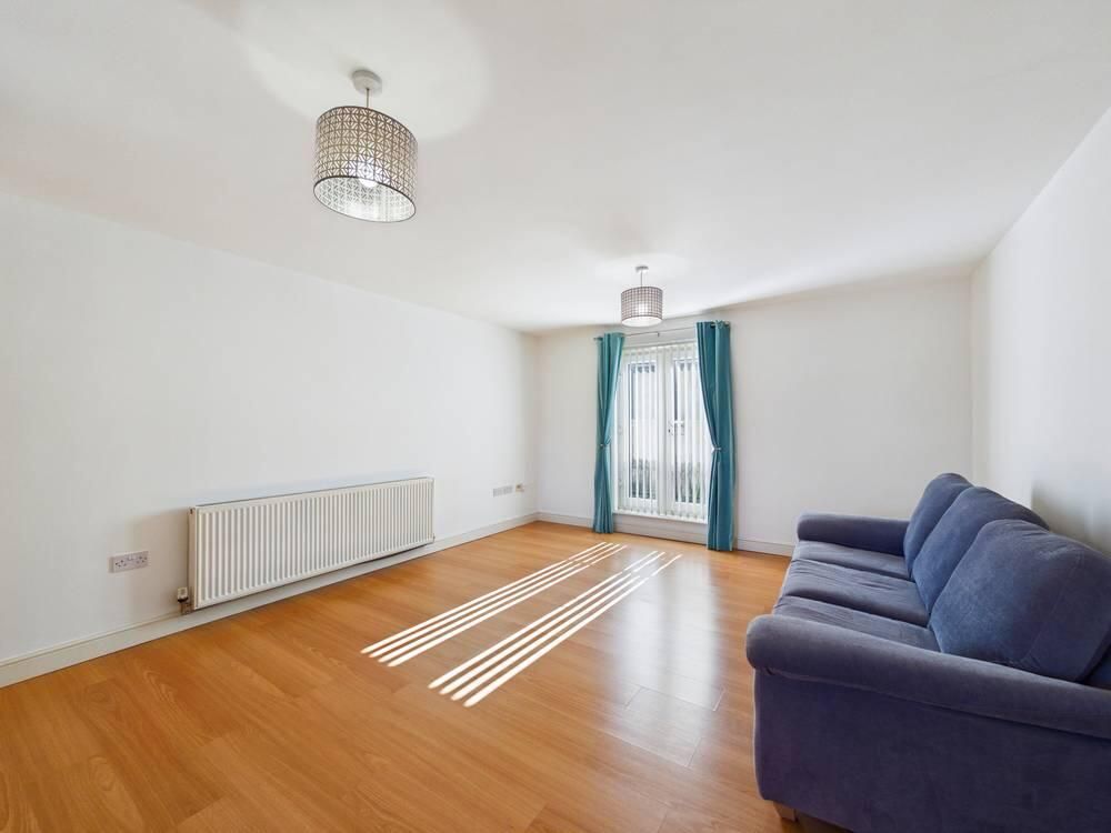 Property photo 2 of 9 Living Room