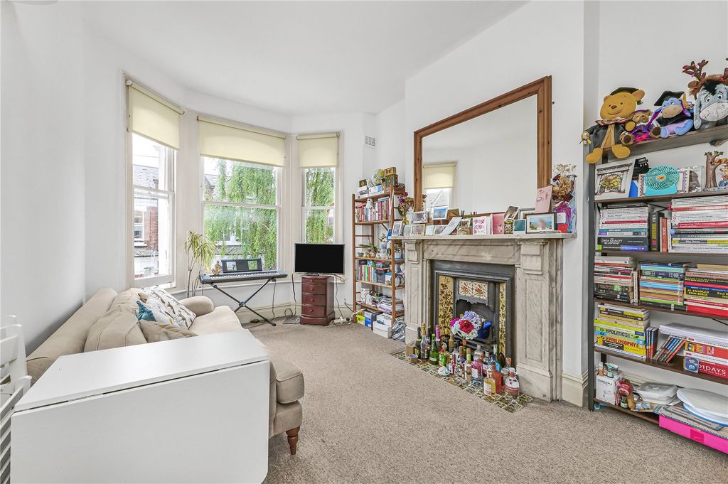 Property photo 2 of 13 Picture No. 08