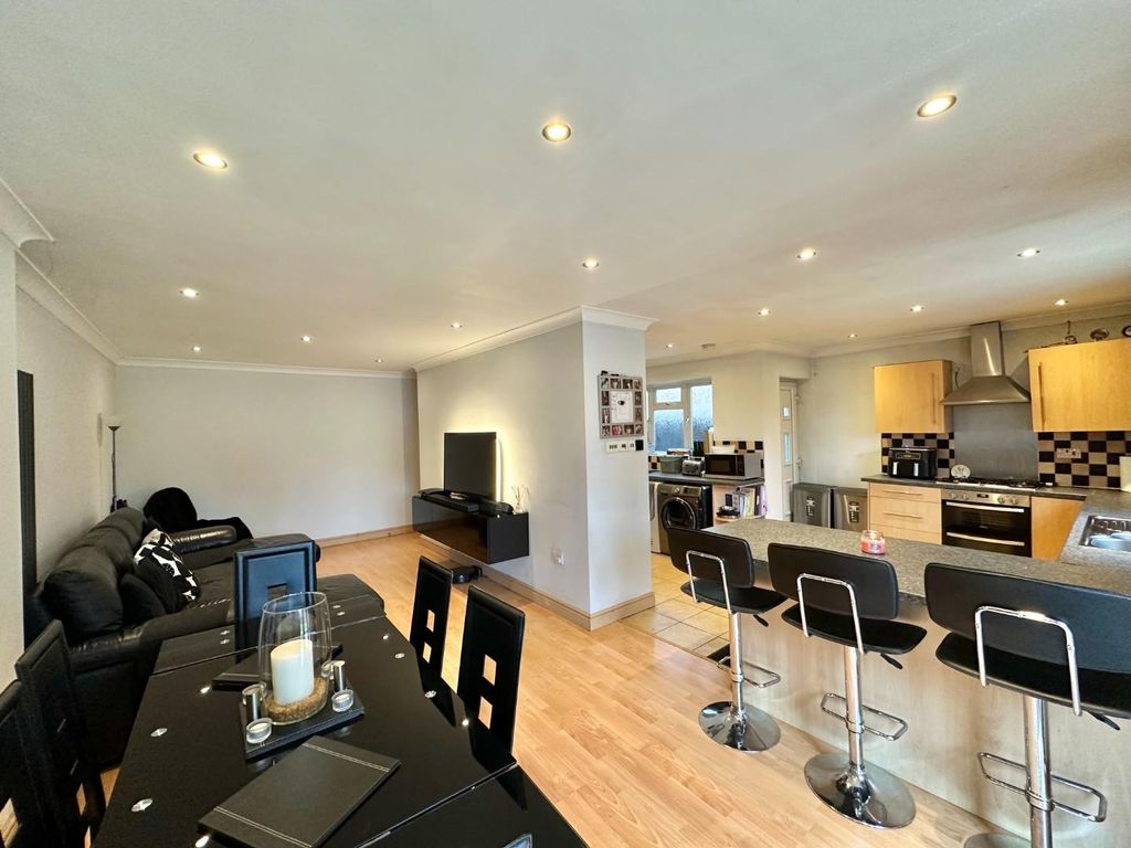 Property photo 3 of 24 Img_1757.Jpg