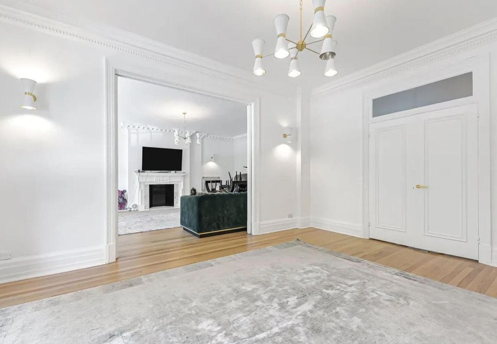 Property photo 2 of 9 Reception Room