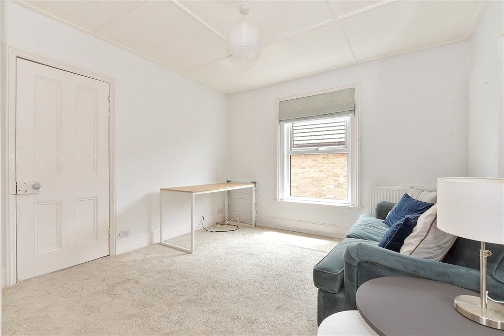 1 bed flat for saleStation Road, St Helens, Ryde, Isle Of Wight PO33 photo 5