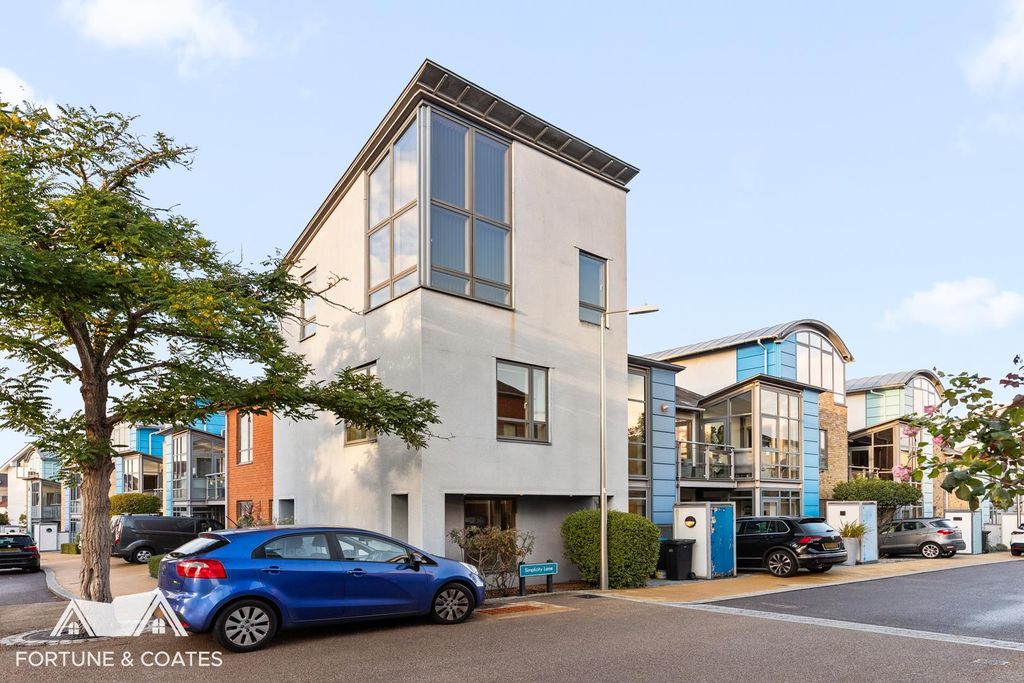 Property photo 1 of 19 Simplicitylane_22.Jpg