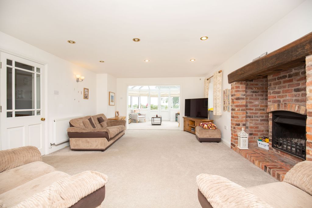 Property photo 3 of 42 Mw-6869