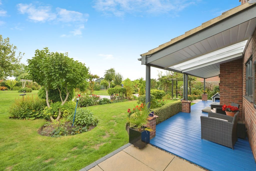 Property photo 3 of 21 Nz9_3983