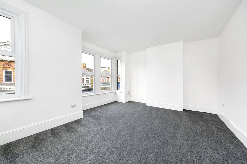 Property photo 2 of 11 Picture No. 02