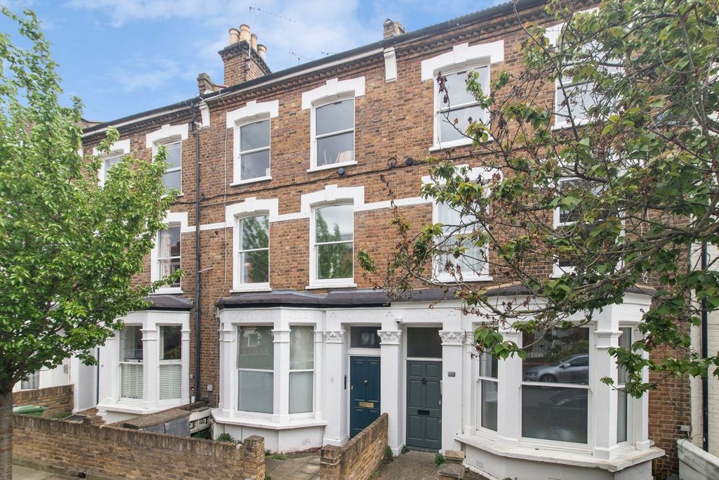 Property photo 2 of 5