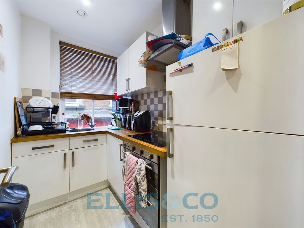 Property photo 2 of 9 Picture No. 02