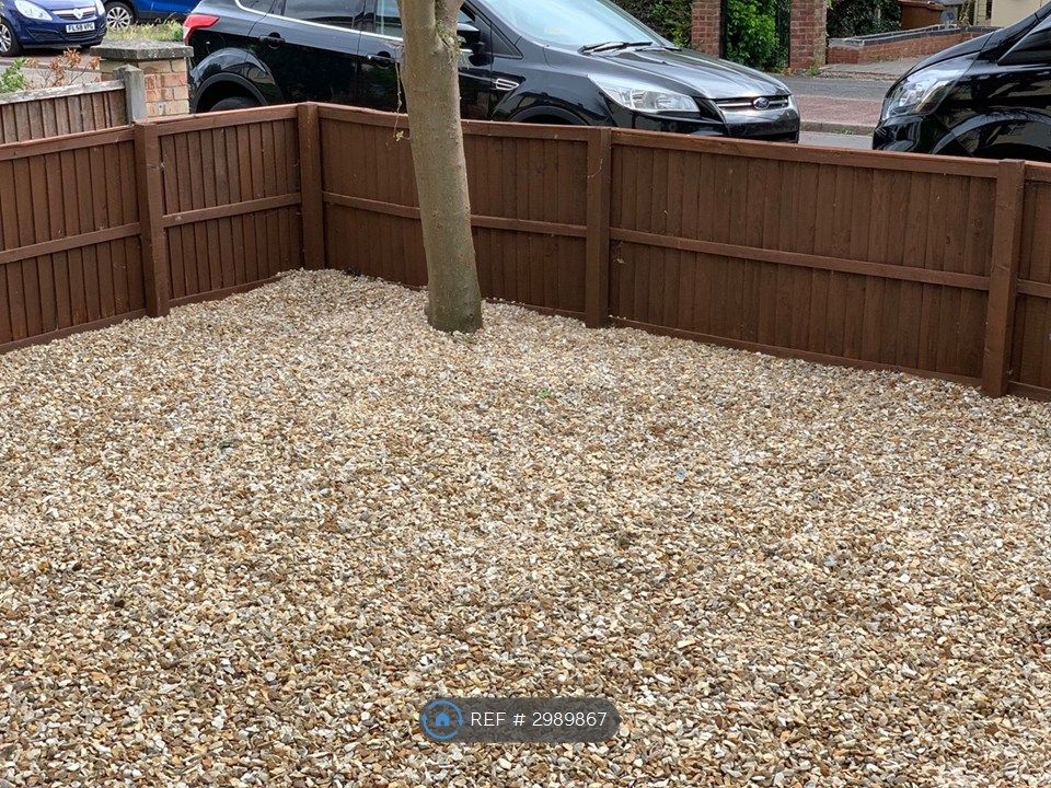 Property photo 3 of 22 Front Garden
